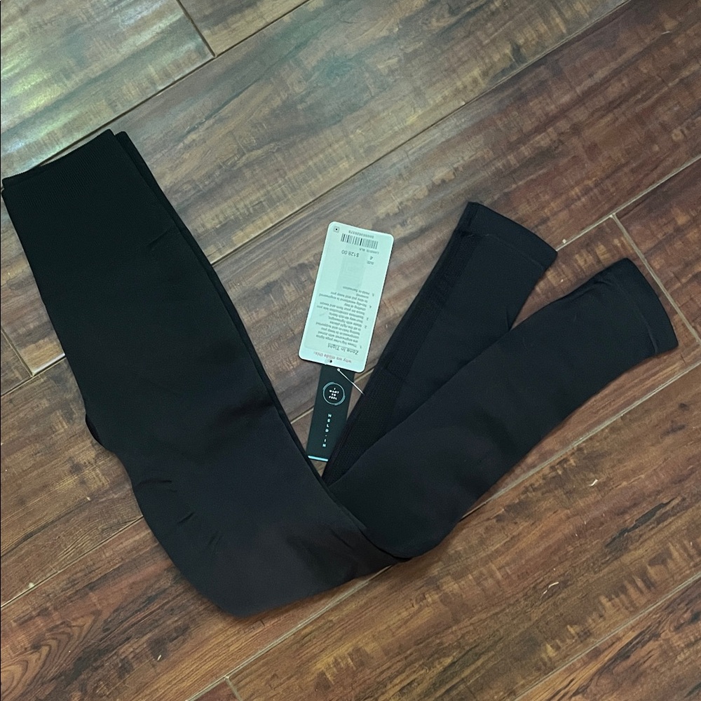 2 Pairs Lululemon “Zone In Tight”, Black Seamless Leggings